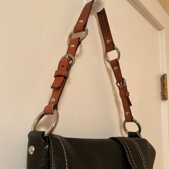 Coach Chelsea Black Pebbled Leather Shoulder Bag (F10893) - Picture 4 of 13